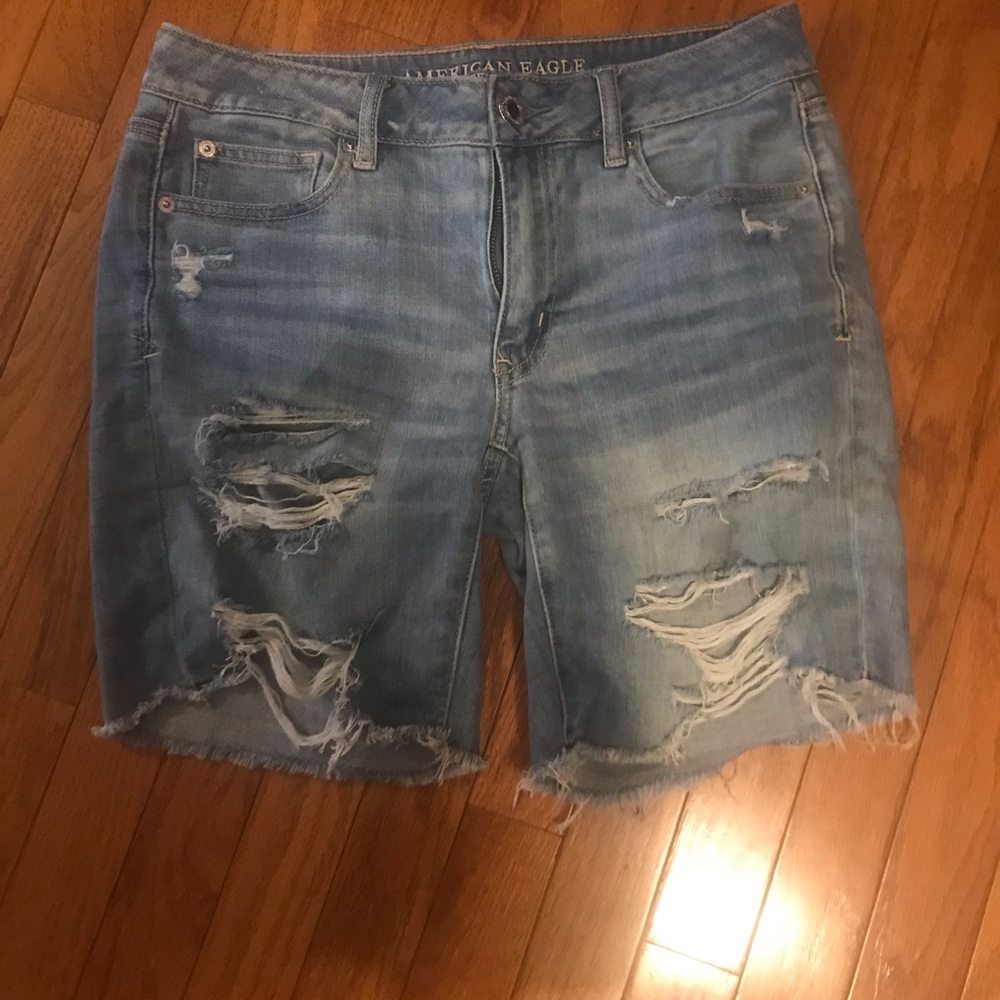 Ripped jean Bermuda shorts